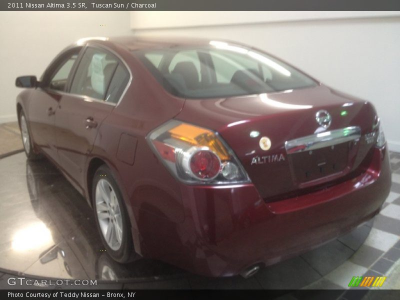 Tuscan Sun / Charcoal 2011 Nissan Altima 3.5 SR