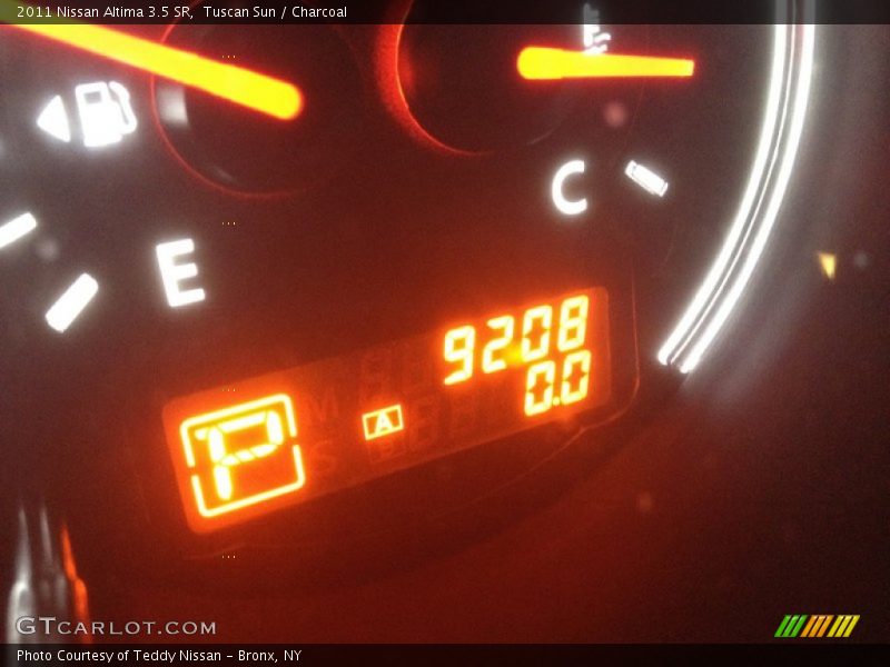 Tuscan Sun / Charcoal 2011 Nissan Altima 3.5 SR