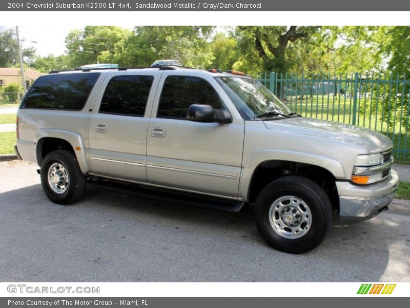 Sandalwood Metallic / Gray/Dark Charcoal 2004 Chevrolet Suburban K2500 LT 4x4