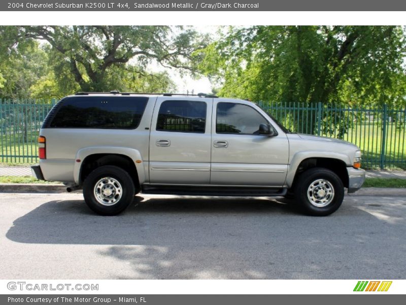 Sandalwood Metallic / Gray/Dark Charcoal 2004 Chevrolet Suburban K2500 LT 4x4