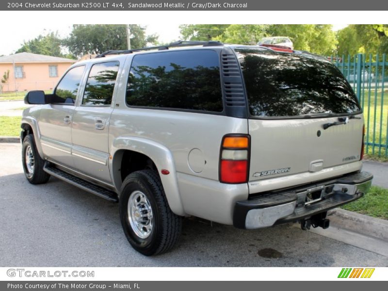 Sandalwood Metallic / Gray/Dark Charcoal 2004 Chevrolet Suburban K2500 LT 4x4