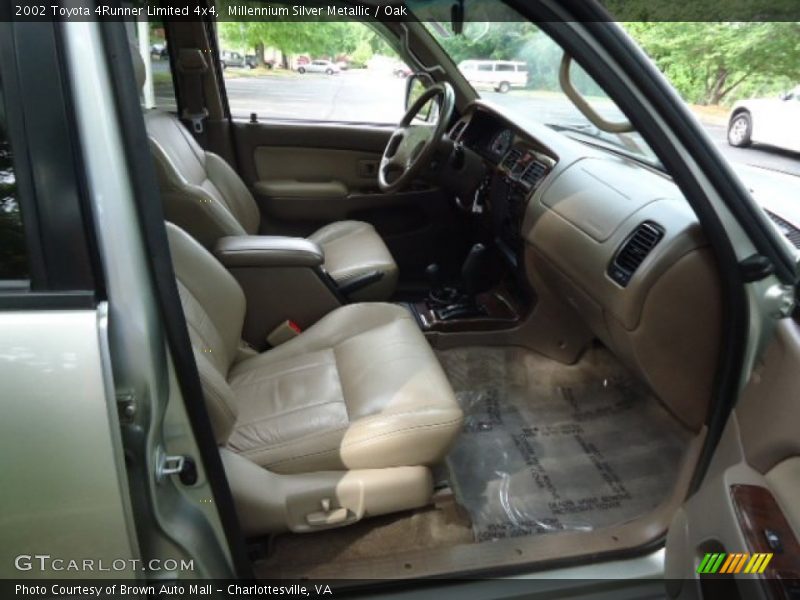 Millennium Silver Metallic / Oak 2002 Toyota 4Runner Limited 4x4