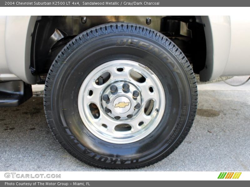  2004 Suburban K2500 LT 4x4 Wheel