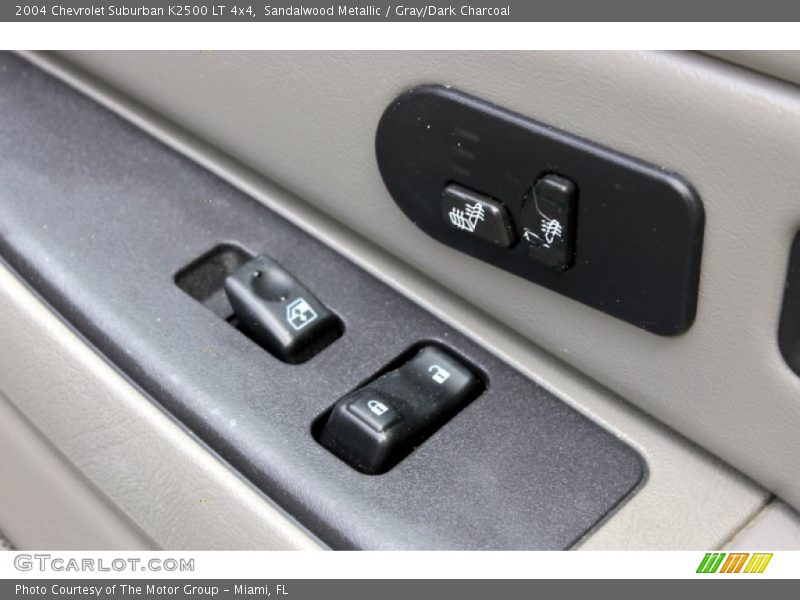 Sandalwood Metallic / Gray/Dark Charcoal 2004 Chevrolet Suburban K2500 LT 4x4