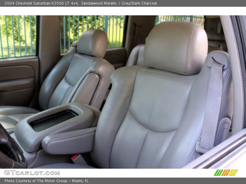 Sandalwood Metallic / Gray/Dark Charcoal 2004 Chevrolet Suburban K2500 LT 4x4