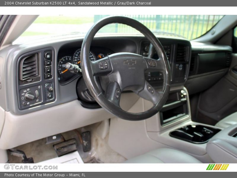 Sandalwood Metallic / Gray/Dark Charcoal 2004 Chevrolet Suburban K2500 LT 4x4