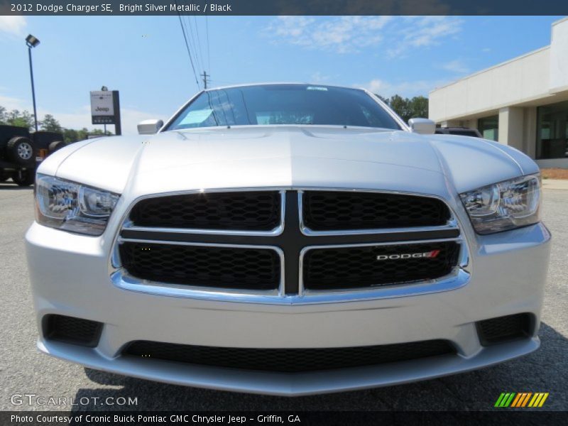 Bright Silver Metallic / Black 2012 Dodge Charger SE