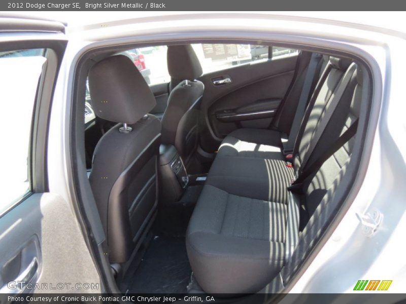 Bright Silver Metallic / Black 2012 Dodge Charger SE