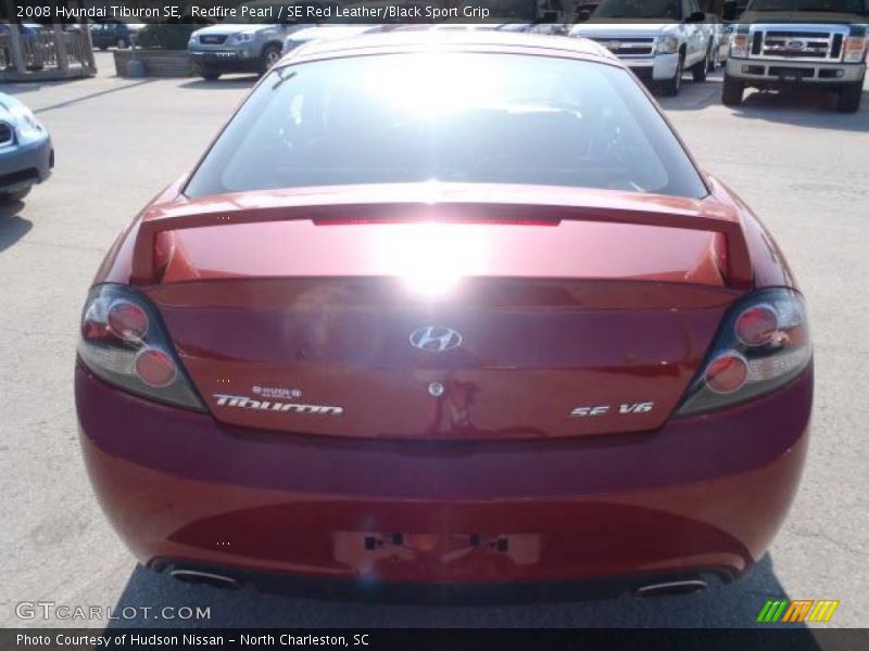 Redfire Pearl / SE Red Leather/Black Sport Grip 2008 Hyundai Tiburon SE