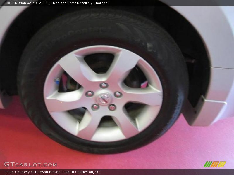 Radiant Silver Metallic / Charcoal 2009 Nissan Altima 2.5 SL