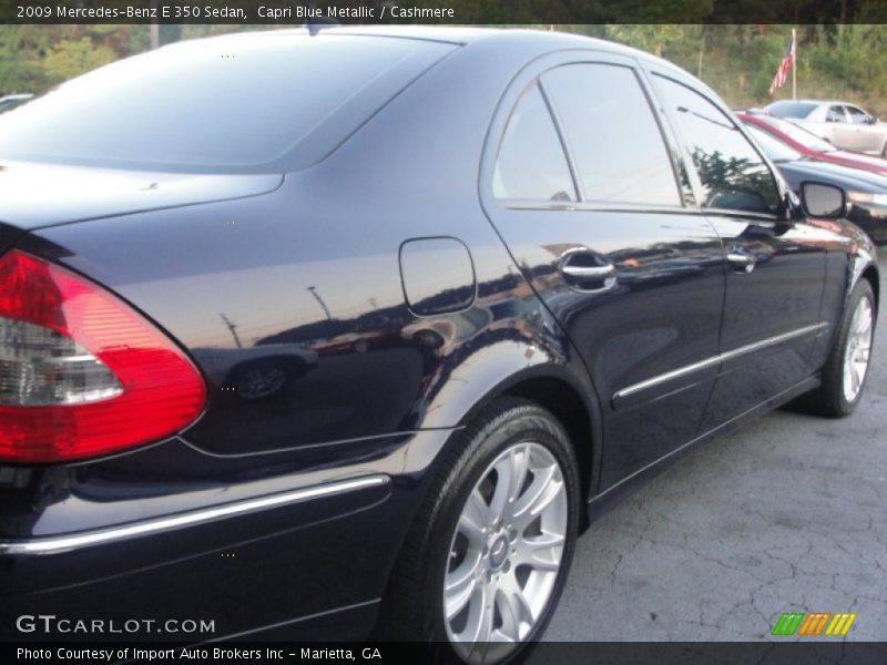 Capri Blue Metallic / Cashmere 2009 Mercedes-Benz E 350 Sedan
