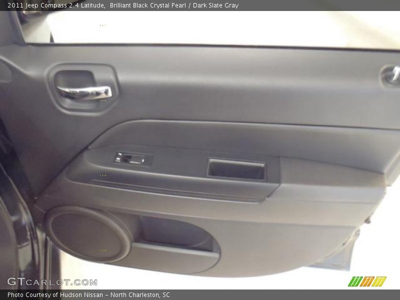 Brilliant Black Crystal Pearl / Dark Slate Gray 2011 Jeep Compass 2.4 Latitude