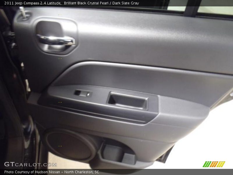 Brilliant Black Crystal Pearl / Dark Slate Gray 2011 Jeep Compass 2.4 Latitude