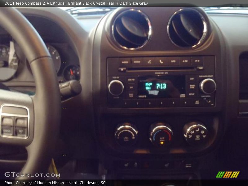 Brilliant Black Crystal Pearl / Dark Slate Gray 2011 Jeep Compass 2.4 Latitude