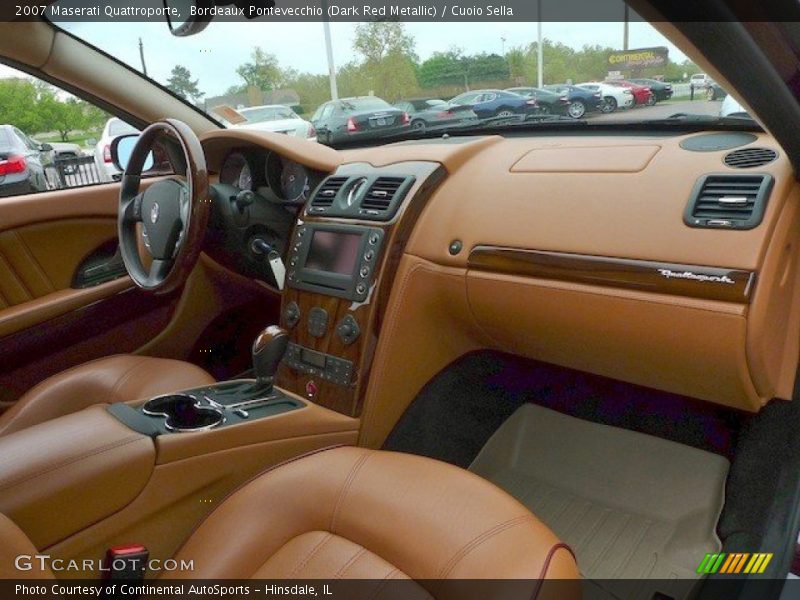 Dashboard of 2007 Quattroporte 