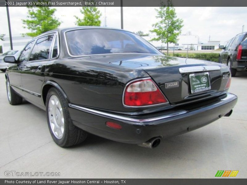 Black / Charcoal 2001 Jaguar XJ Vanden Plas Supercharged