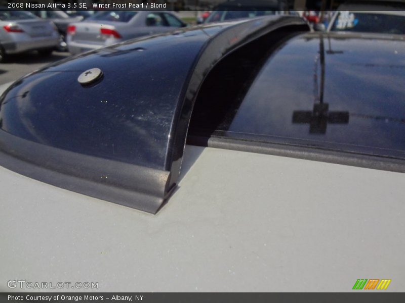Winter Frost Pearl / Blond 2008 Nissan Altima 3.5 SE