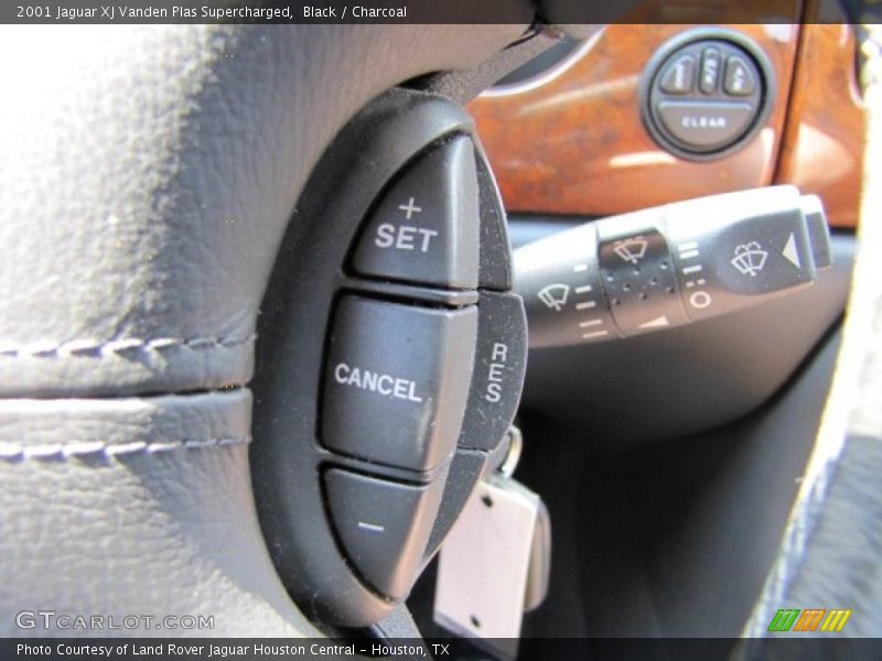 Controls of 2001 XJ Vanden Plas Supercharged