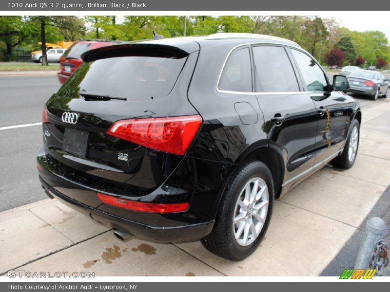 Brilliant Black / Black 2010 Audi Q5 3.2 quattro