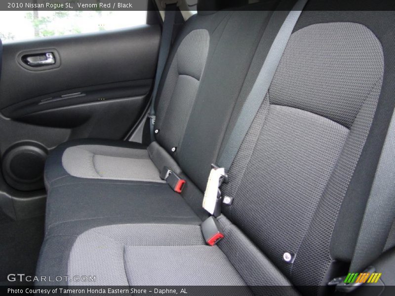 Venom Red / Black 2010 Nissan Rogue SL