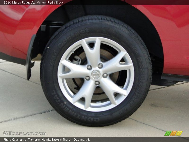 Venom Red / Black 2010 Nissan Rogue SL