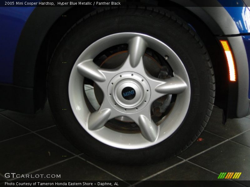 Hyper Blue Metallic / Panther Black 2005 Mini Cooper Hardtop
