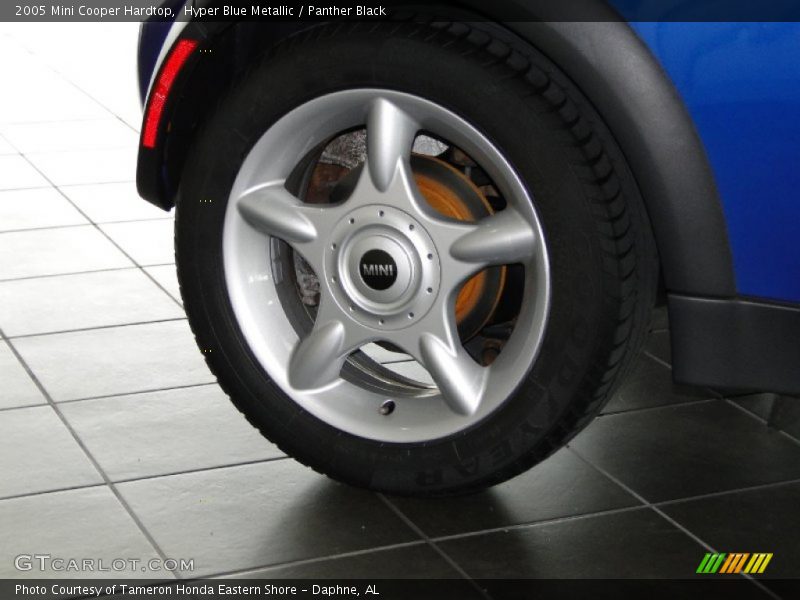 Hyper Blue Metallic / Panther Black 2005 Mini Cooper Hardtop