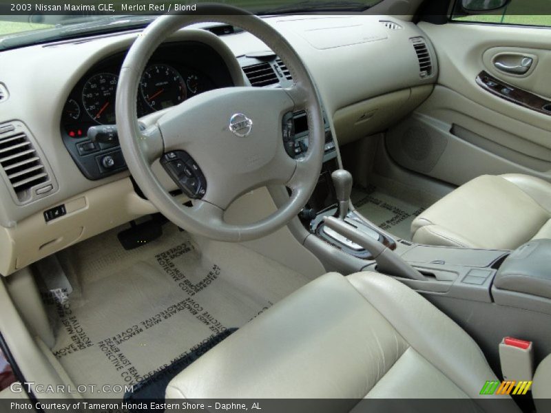 Merlot Red / Blond 2003 Nissan Maxima GLE