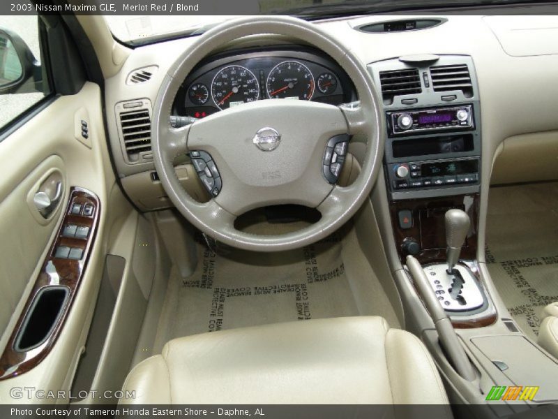 Merlot Red / Blond 2003 Nissan Maxima GLE