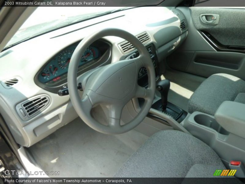 Gray Interior - 2003 Galant DE 