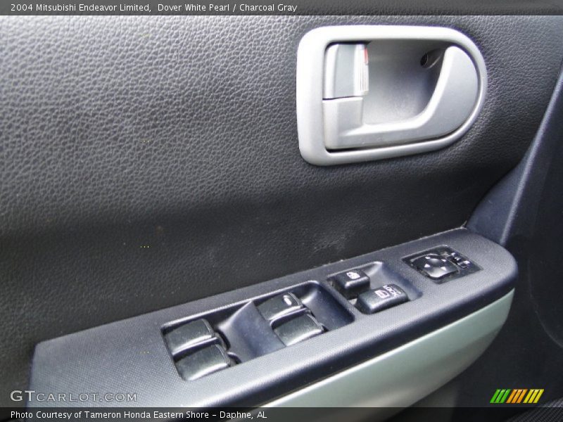 Dover White Pearl / Charcoal Gray 2004 Mitsubishi Endeavor Limited