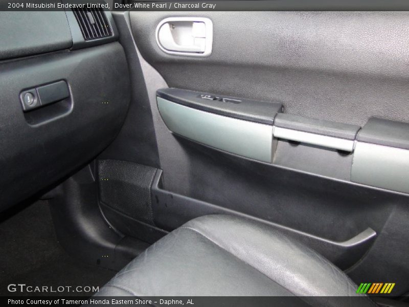 Dover White Pearl / Charcoal Gray 2004 Mitsubishi Endeavor Limited