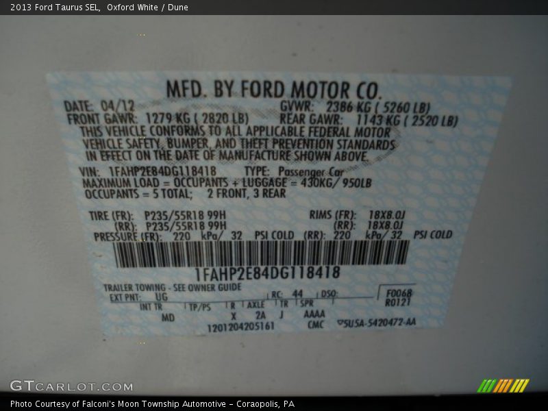 Oxford White / Dune 2013 Ford Taurus SEL