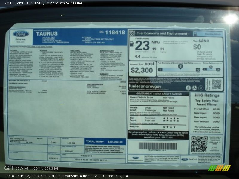 Oxford White / Dune 2013 Ford Taurus SEL