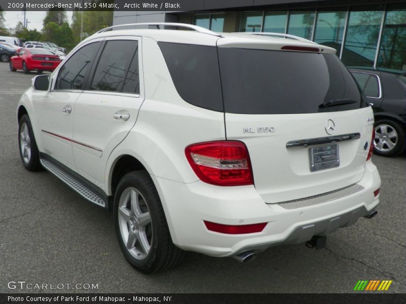 Arctic White / Black 2009 Mercedes-Benz ML 550 4Matic