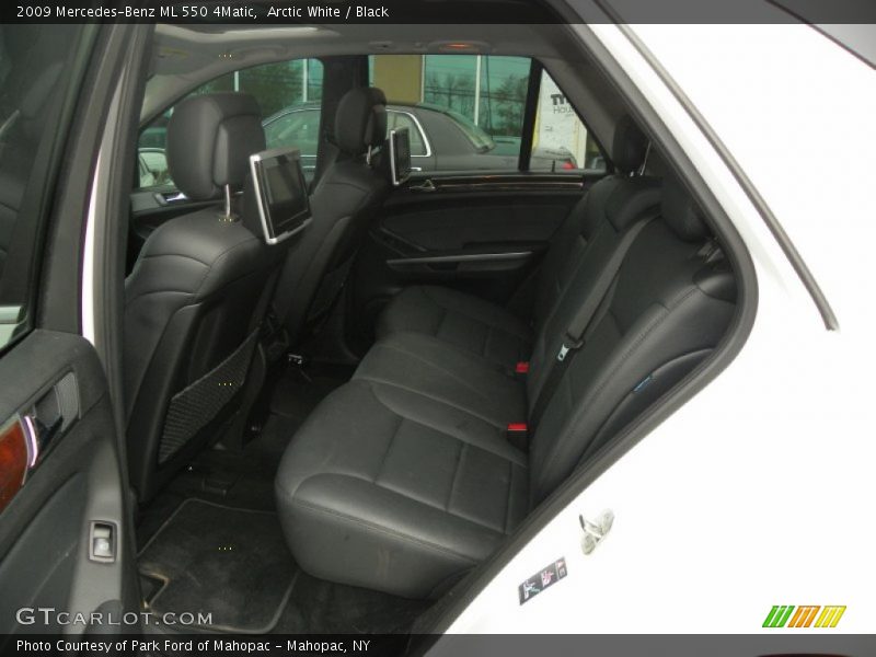 Arctic White / Black 2009 Mercedes-Benz ML 550 4Matic