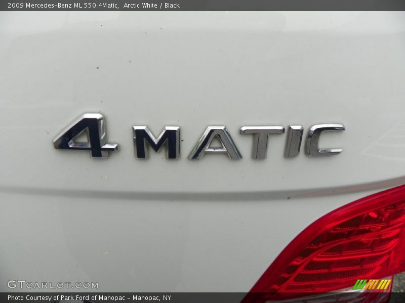 Arctic White / Black 2009 Mercedes-Benz ML 550 4Matic