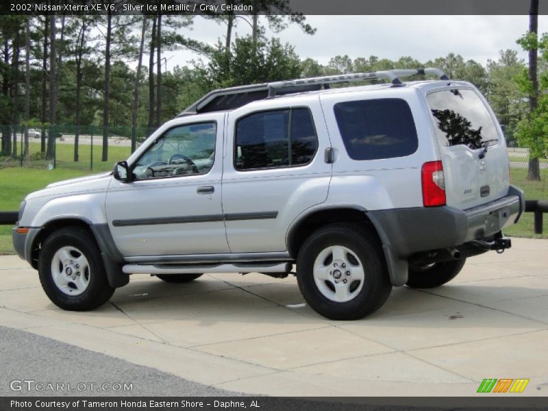 Silver Ice Metallic / Gray Celadon 2002 Nissan Xterra XE V6
