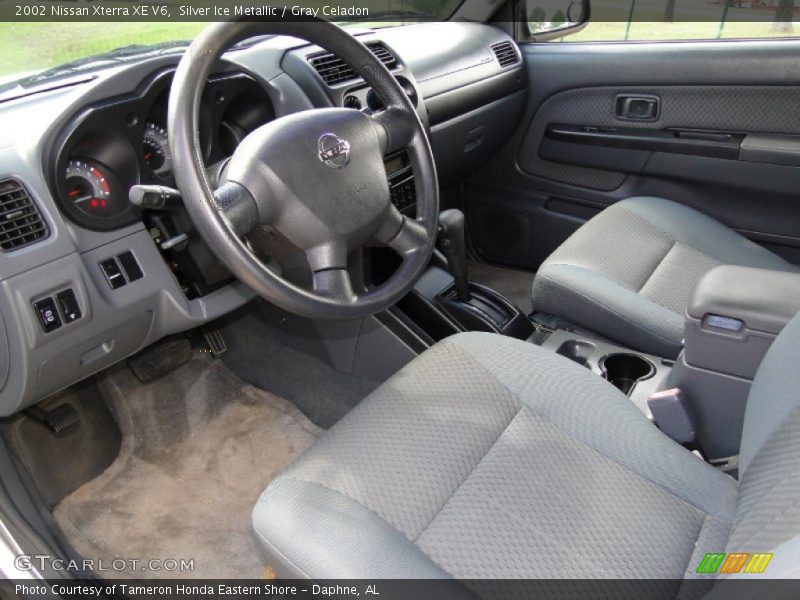 Silver Ice Metallic / Gray Celadon 2002 Nissan Xterra XE V6