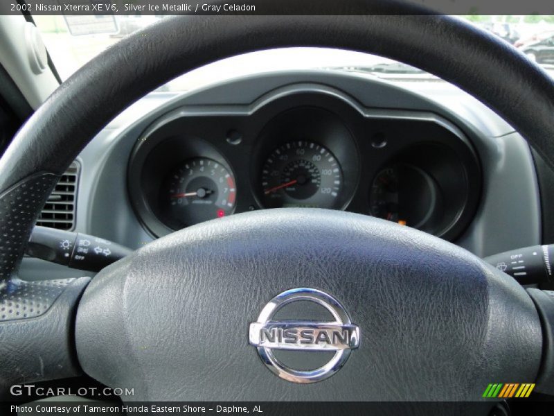 Silver Ice Metallic / Gray Celadon 2002 Nissan Xterra XE V6