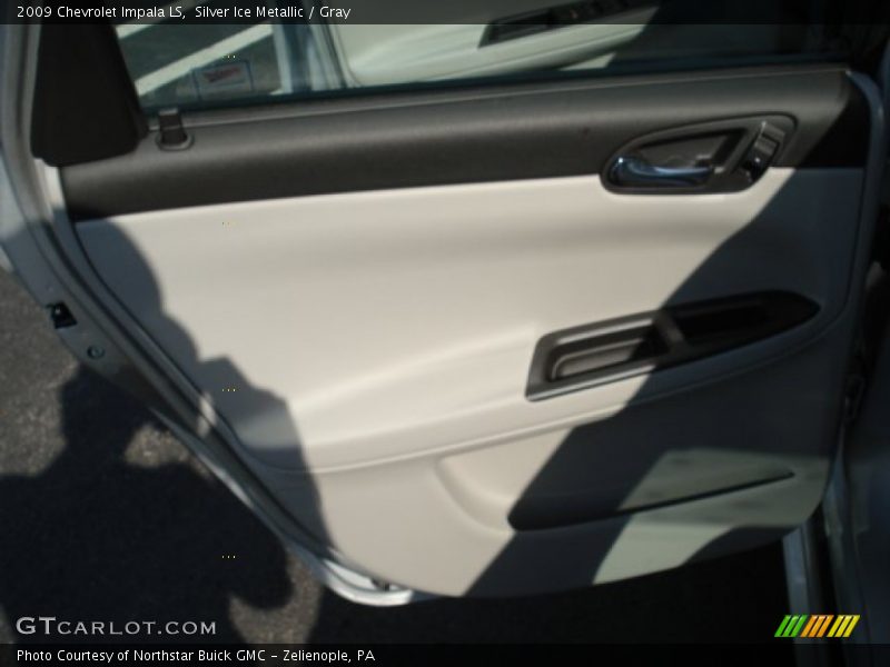Silver Ice Metallic / Gray 2009 Chevrolet Impala LS