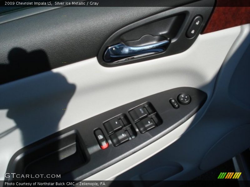 Silver Ice Metallic / Gray 2009 Chevrolet Impala LS