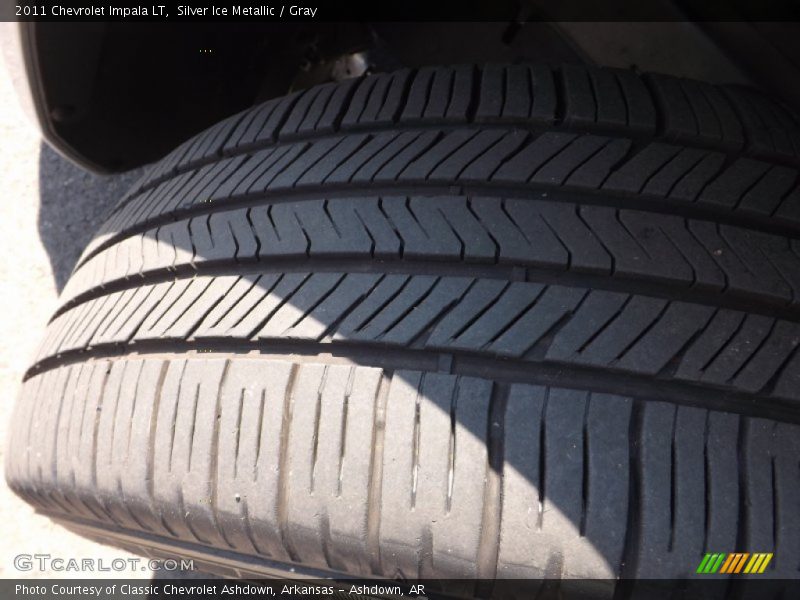 Silver Ice Metallic / Gray 2011 Chevrolet Impala LT
