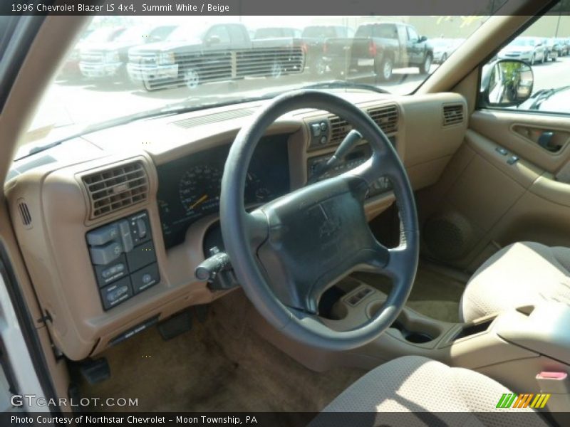 Summit White / Beige 1996 Chevrolet Blazer LS 4x4