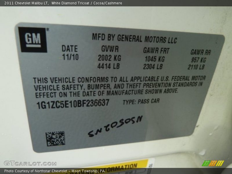 White Diamond Tricoat / Cocoa/Cashmere 2011 Chevrolet Malibu LT