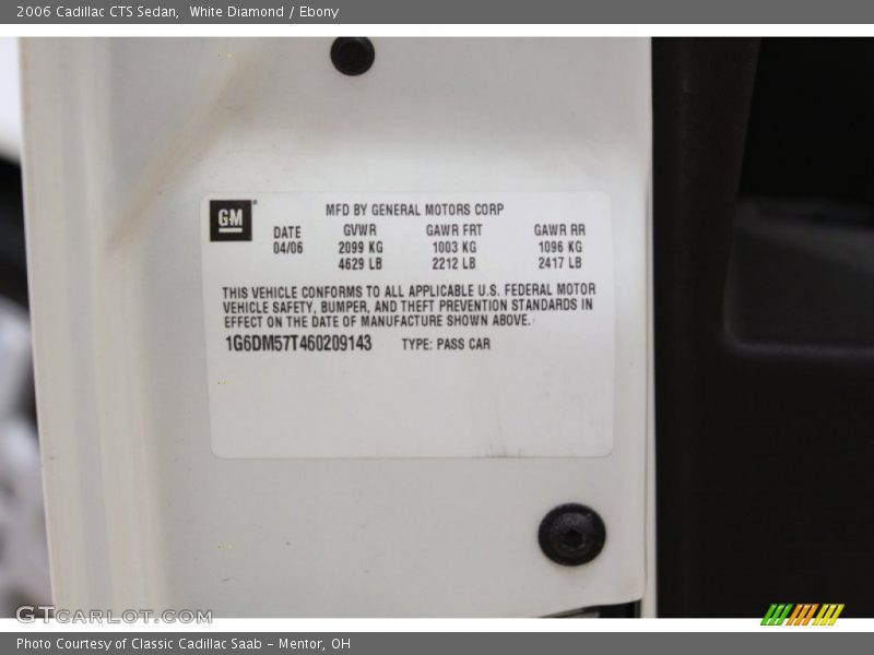 White Diamond / Ebony 2006 Cadillac CTS Sedan