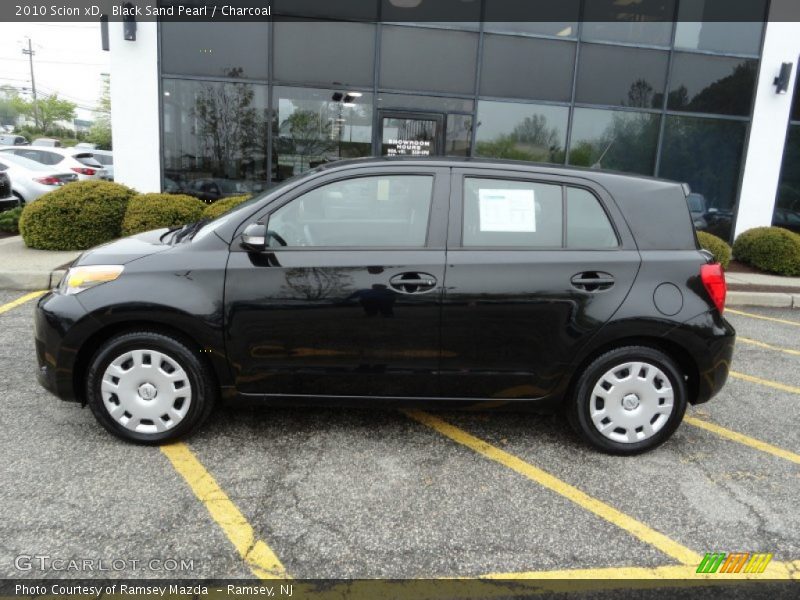 Black Sand Pearl / Charcoal 2010 Scion xD