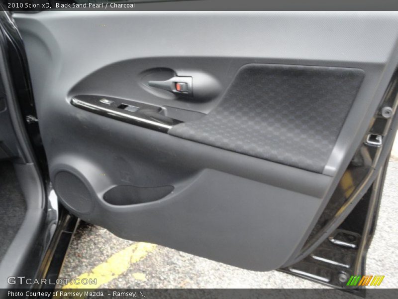 Black Sand Pearl / Charcoal 2010 Scion xD