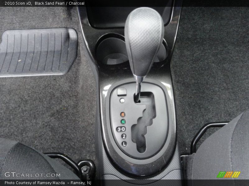 Black Sand Pearl / Charcoal 2010 Scion xD