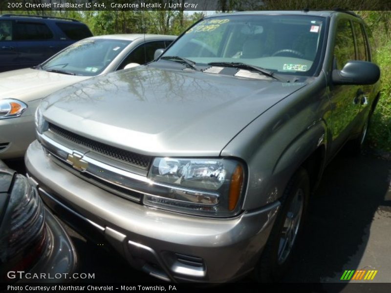Graystone Metallic / Light Gray 2005 Chevrolet TrailBlazer LS 4x4